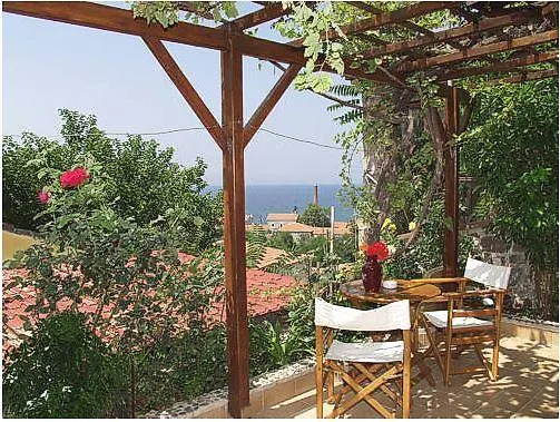 Lela\'S Kaptani Studio